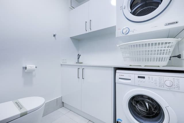 One Bedroom Apartment