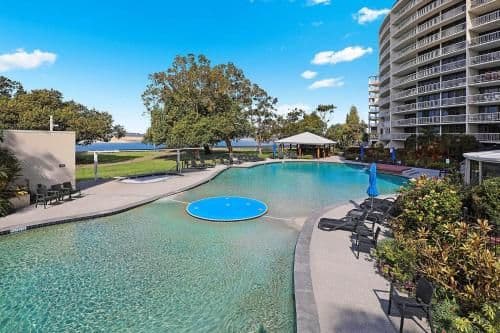 Family Garden View Apartment