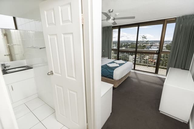 Two Bedroom Ocean View Apartment