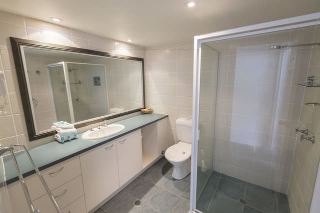 Two Bedroom Ocean View Apartment