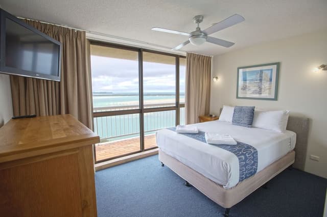 Two Bedroom Ocean View Apartment