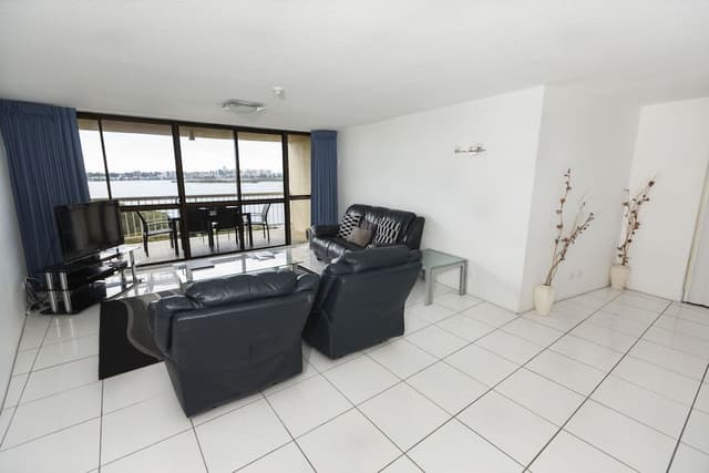 Two Bedroom Ocean View Apartment