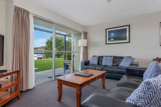 Superior Two Bedroom Apartment - Harbour View