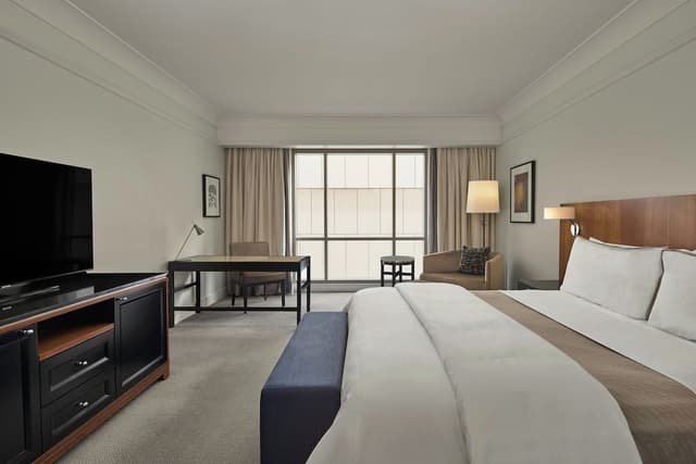 Standard Room, 1 King Bed