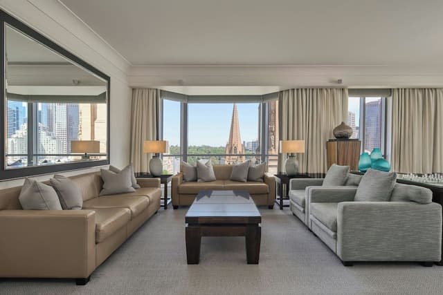 Suite, 1 Bedroom, City View (Regent Suite)