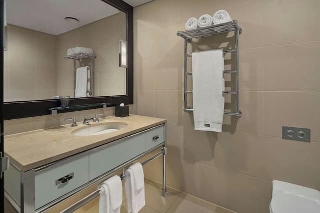 Suite, 1 Bedroom, City View (Regent Suite)