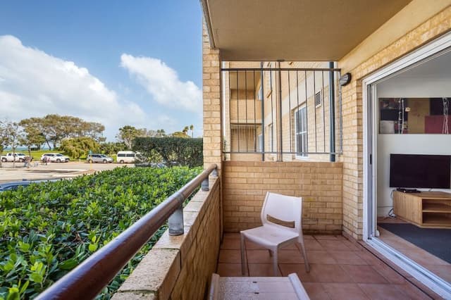 Deluxe 2 Bedroom Ground Floor Apartment