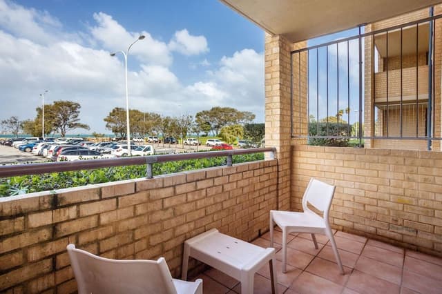 Deluxe 2 Bedroom Ground Floor Apartment