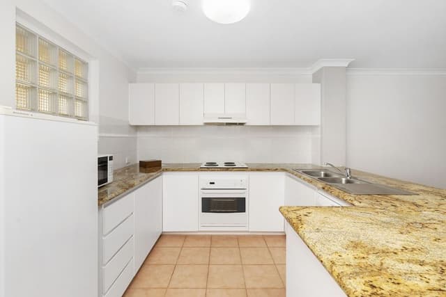 Deluxe 2 Bedroom Ground Floor Apartment