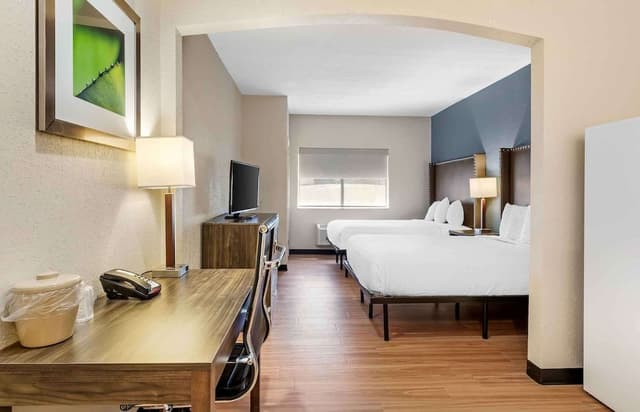 Standard Studio, 2 Double Beds, Non Smoking, Refrigerator & Microwave