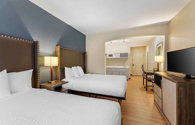 Standard Studio, 2 Double Beds, Non Smoking, Refrigerator & Microwave