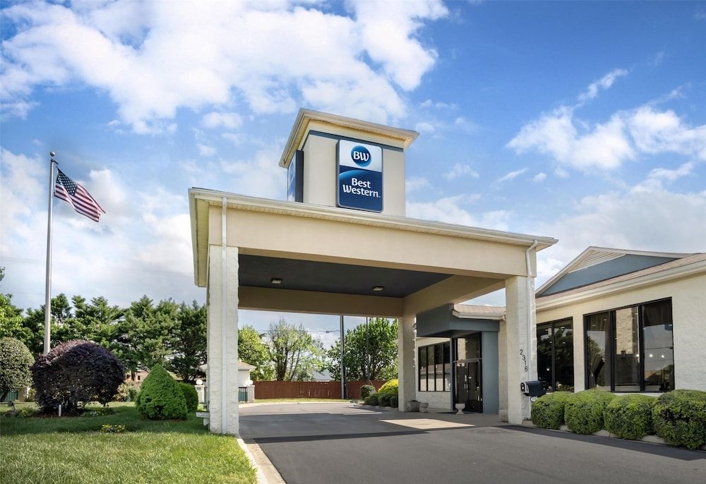 Best Western Inn & Suites Monroe1
