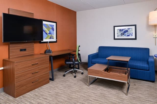Suite, 1 Bedroom, Accessible (Mobility Accessible, Bathtub)