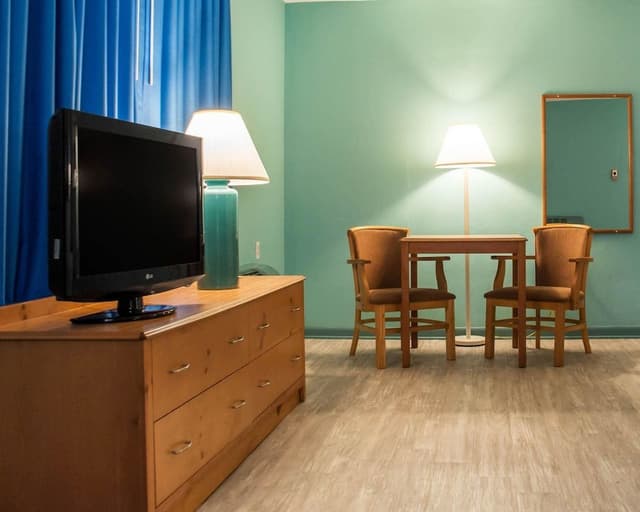 Room, 1 King Bed, Accessible, Non Smoking