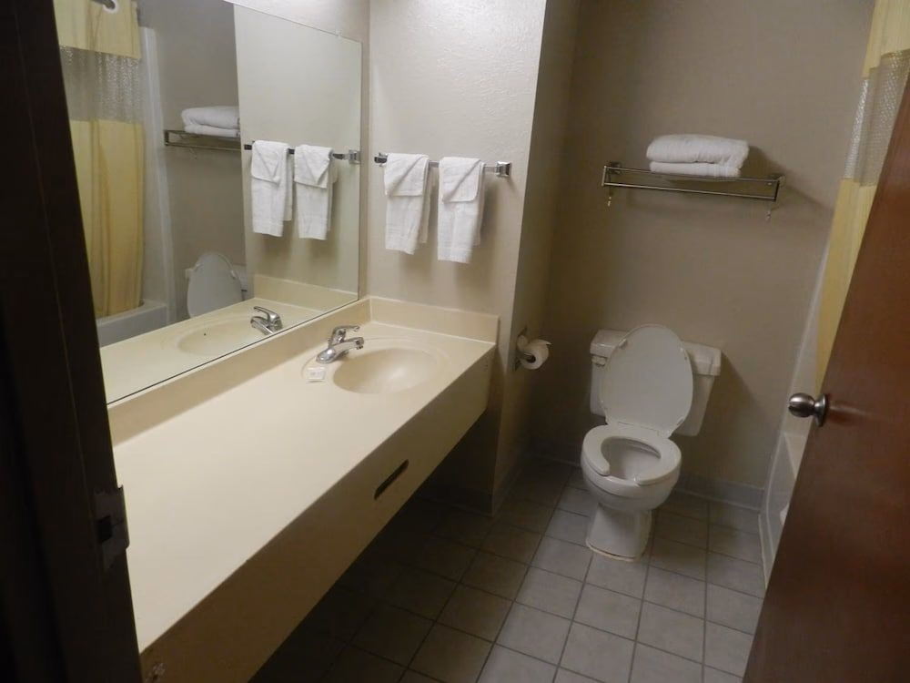 Days Inn Duluth - Atlanta1