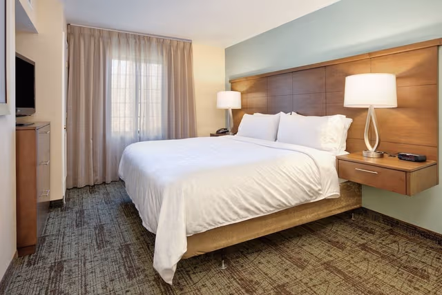 Suite, 1 Bedroom, Kitchen