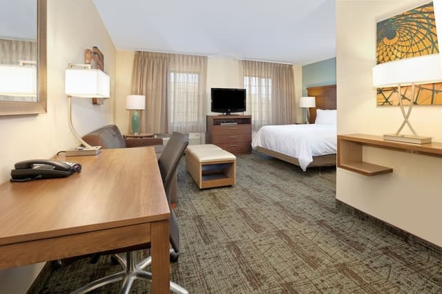 Standard Suite, Kitchen
