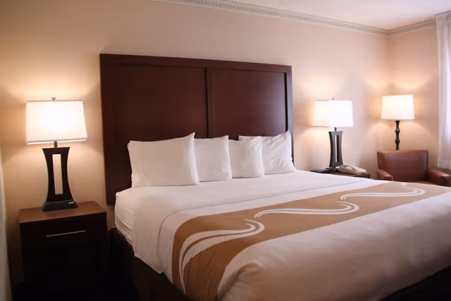 Room, 1 King Bed, Accessible, Non Smoking