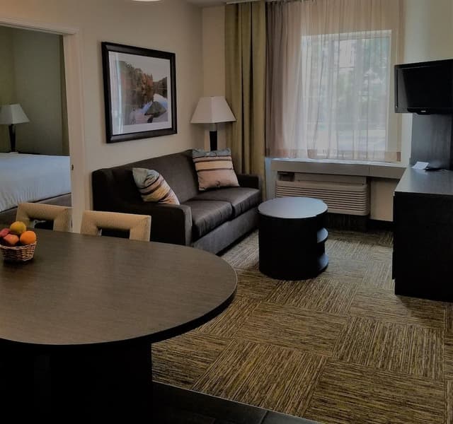 Suite, 2 Bedrooms (2 King bed & 1 sofa bed)