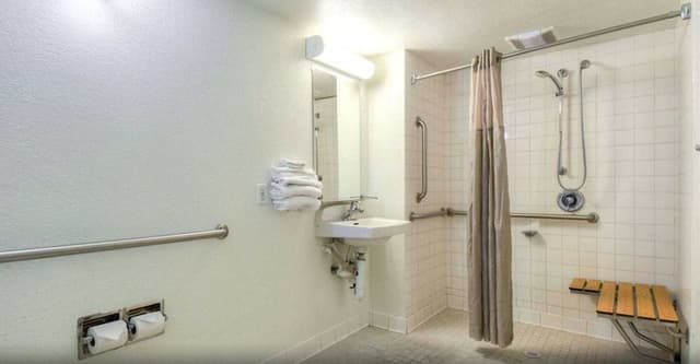 Standard Room, 2 Queen Beds, Accessible, Non Smoking
