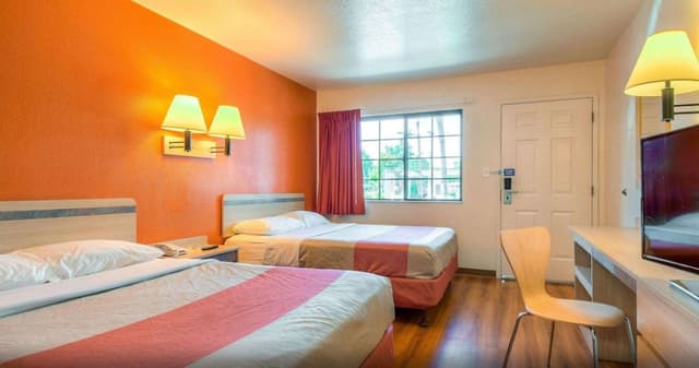 Standard Room, 2 Queen Beds, Accessible, Non Smoking
