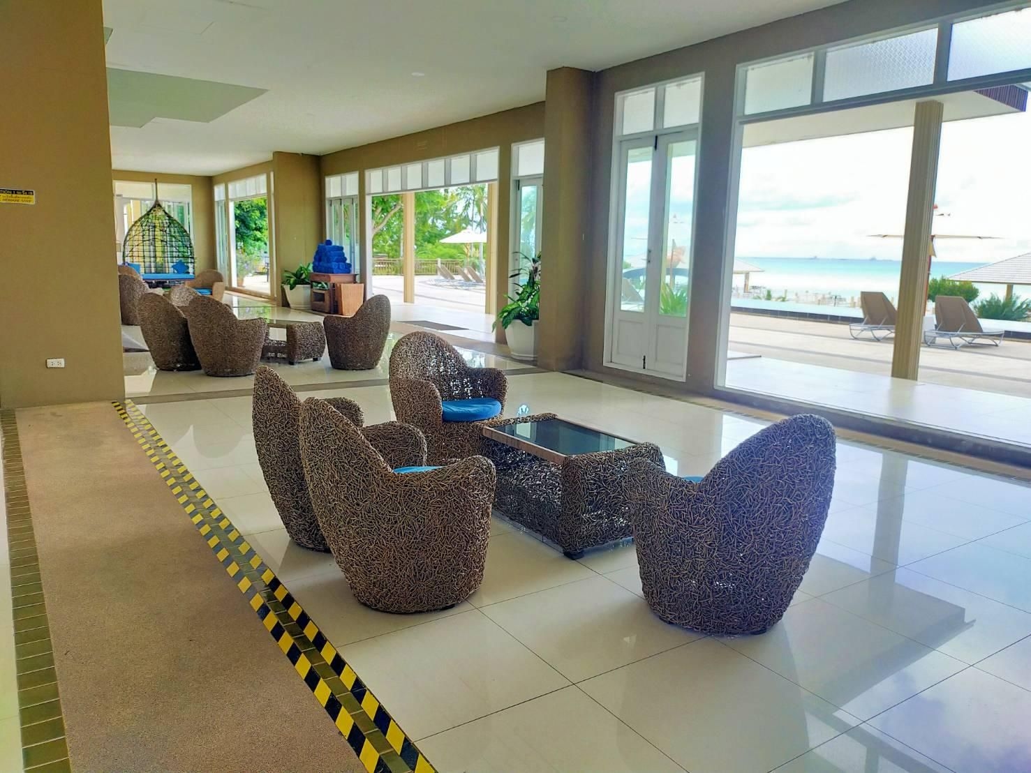 รอยัลพลา คลิฟฟ์ บีช (Royal Phala Cliff Beach Resort)2