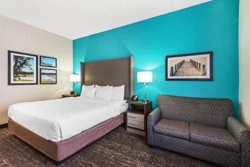 1 King Bed, Executive Accessible Room, Non-Smoking