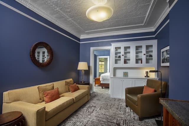Deluxe Room, 1 King Bed (Historic)