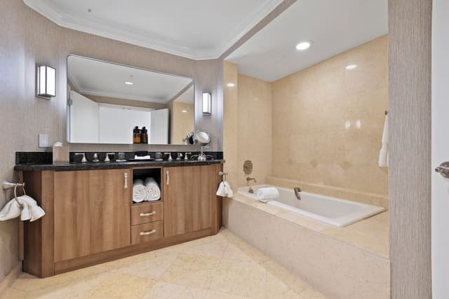 Studio, 2 Queen Beds, Oceanfront