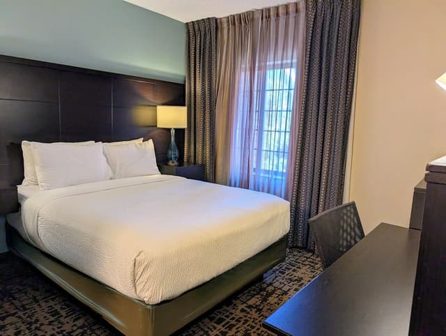 Suite, 1 Bedroom, Kitchen