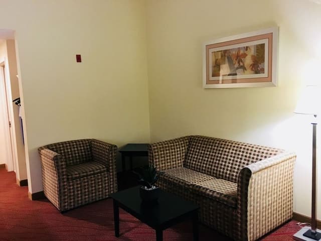Suite, 2 Queen Beds, Non Smoking, Refrigerator