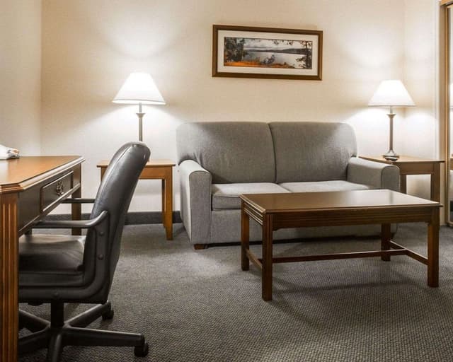 Suite, 1 King Bed