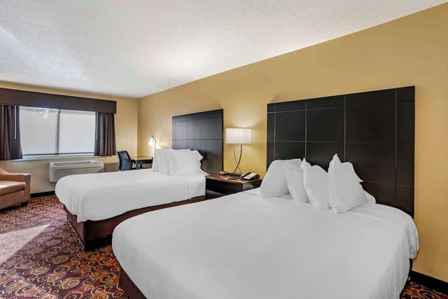 Standard Room, 2 Queen Beds, Non Smoking, Refrigerator & Microwave