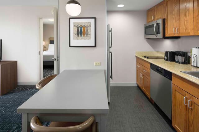 1 KING 2 QN BEDS 2 BDRM 2 BATH SUITE NONSMOK