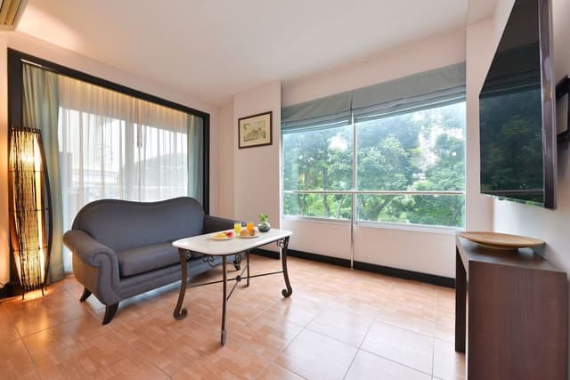 Royal Suite With Breakfast Twin Bed