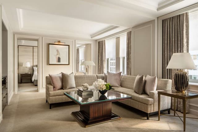 PARK AVENUE ONE BEDROOM SUITE
