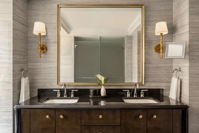 LEXINGTON AVENUE ONE BEDROOM SUITE