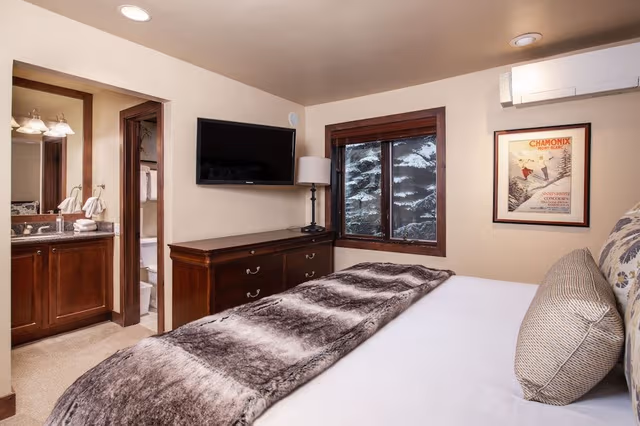Deluxe Room, 3 Bedrooms (3 Bath)