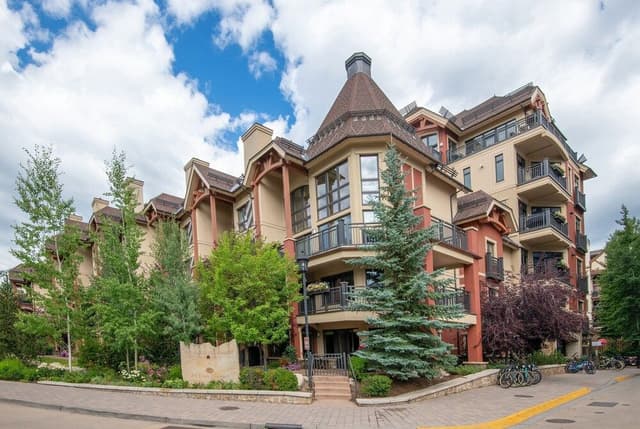 Condo, 5 Bedrooms
