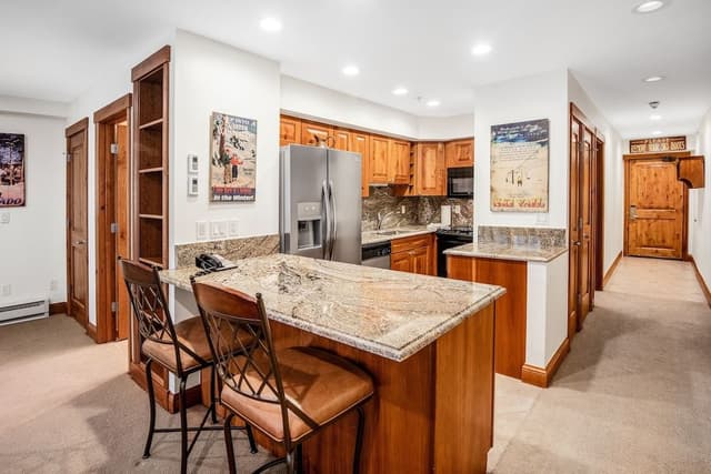 Condo, 1 Bedroom