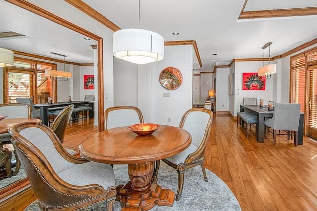 Condo, 5 Bedrooms