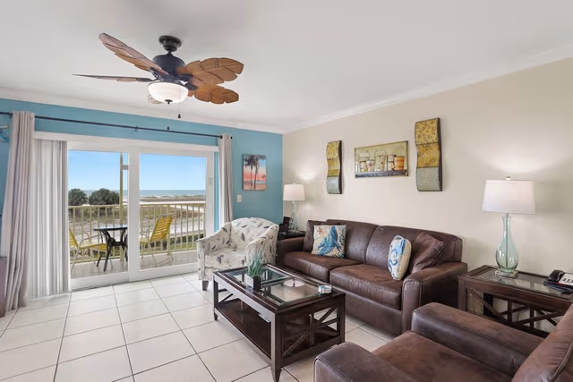 Classic Apartment, Balcony, Beach View