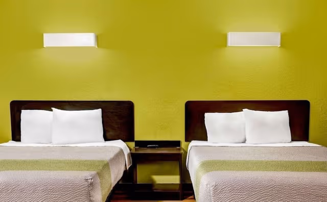 Standard Room, 2 Queen Beds, Non Smoking