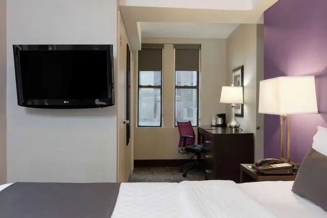 Executive Room, 1 King Bed, Non Smoking