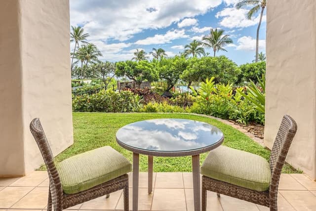 Suite, 1 Bedroom, Poolside (Pool Suite)
