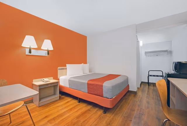 Standard Room, 1 Double Bed, Accessible, Non Smoking
