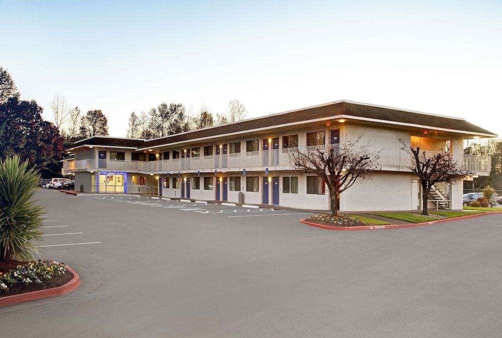 Motel 6 Portland East Troutdale1