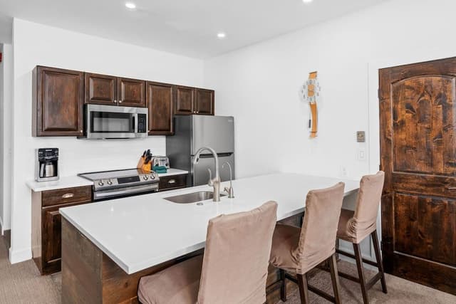 Condo, 2 Bedrooms (Villas 1624)