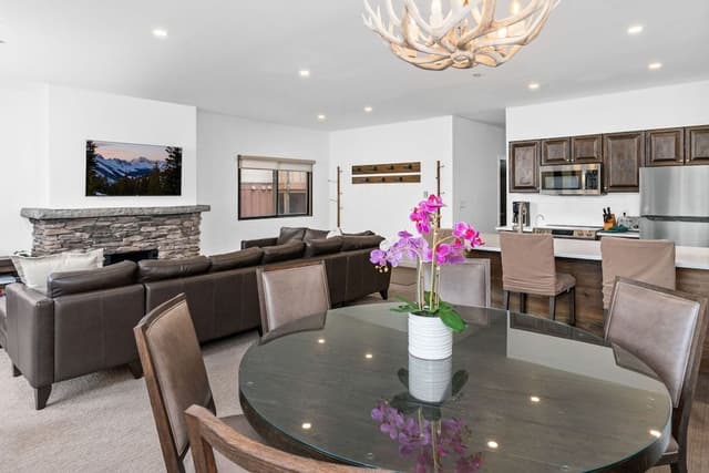 Condo, 2 Bedrooms (Villas 1624)