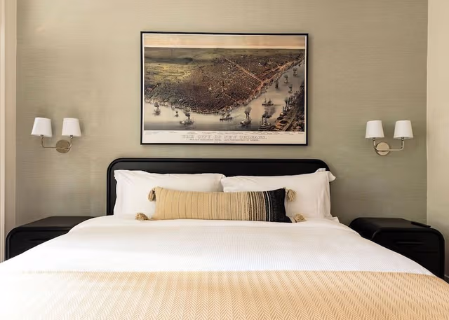 Deluxe Room, 1 King Bed with Sofa bed